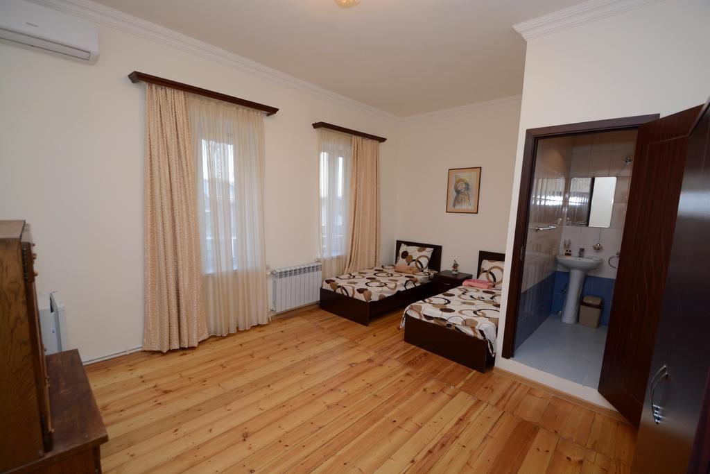 Bonjour Guest House Erévan Extérieur photo