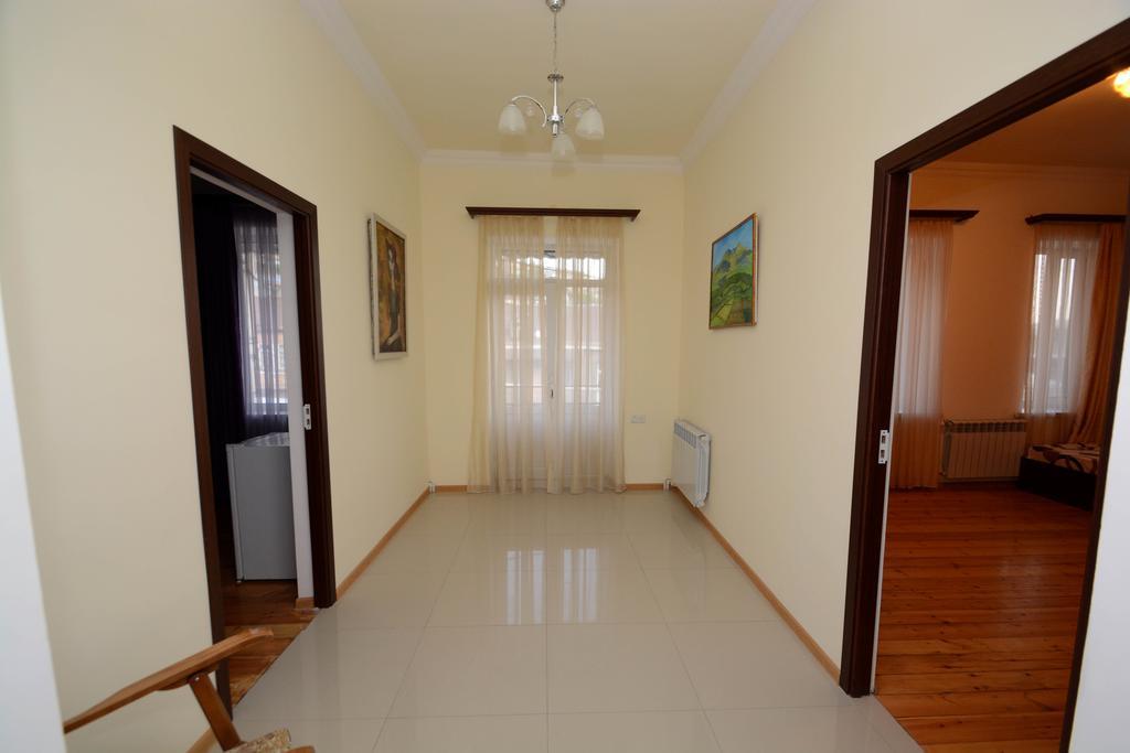 Bonjour Guest House Erévan Extérieur photo
