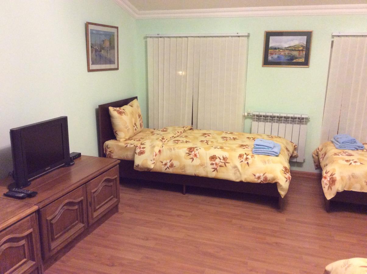 Bonjour Guest House Erévan Extérieur photo