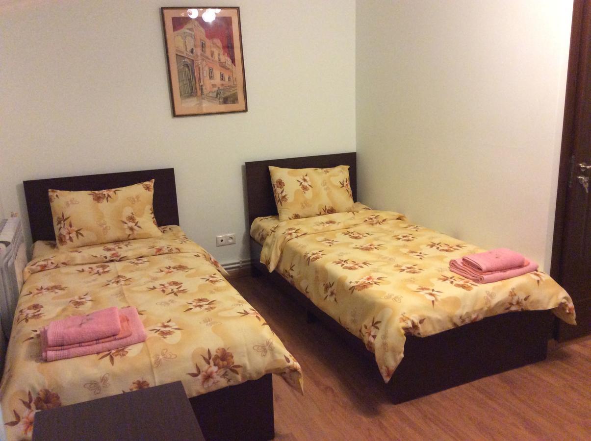 Bonjour Guest House Erévan Extérieur photo