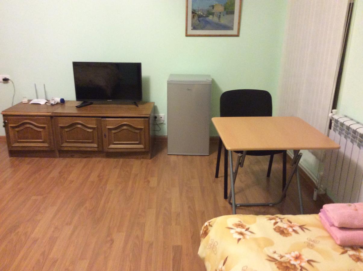 Bonjour Guest House Erévan Extérieur photo