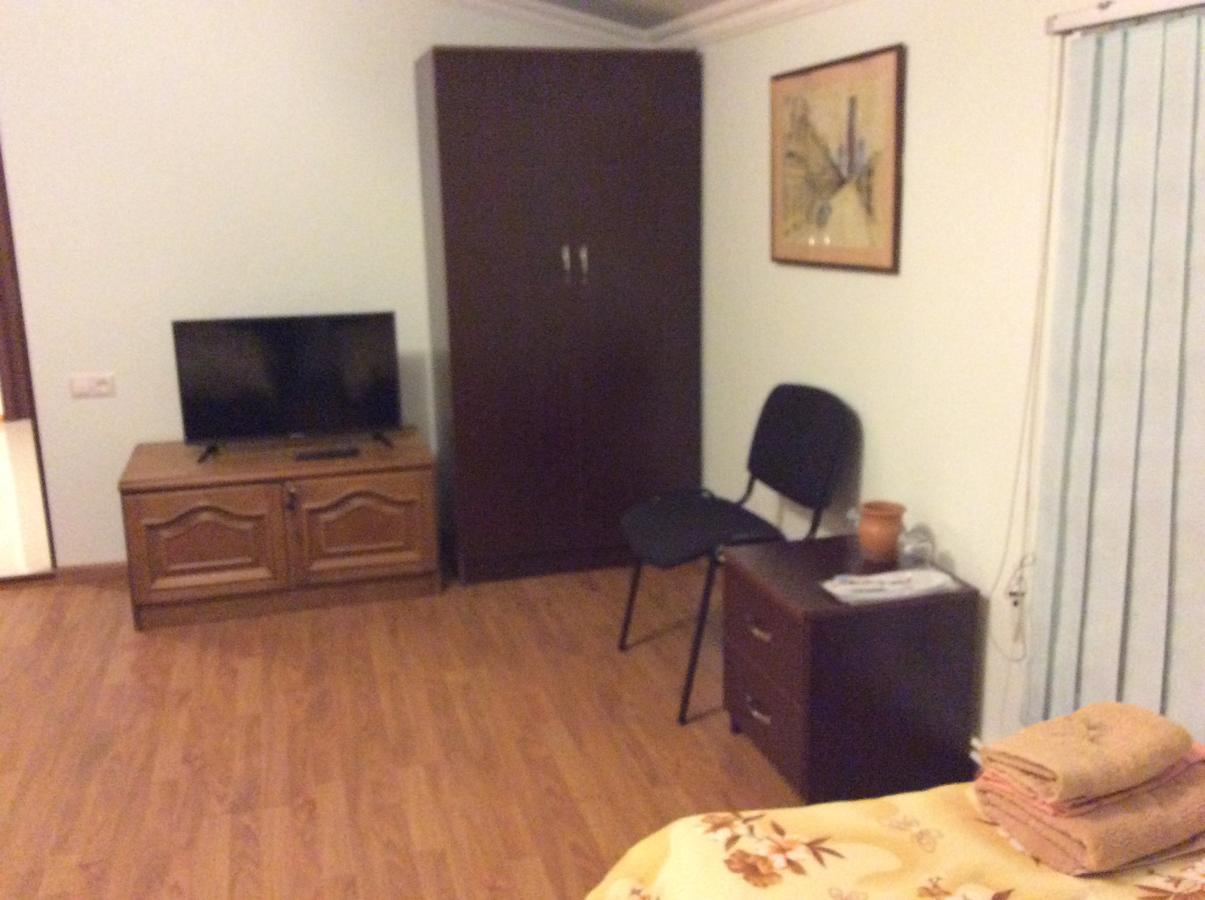 Bonjour Guest House Erévan Extérieur photo